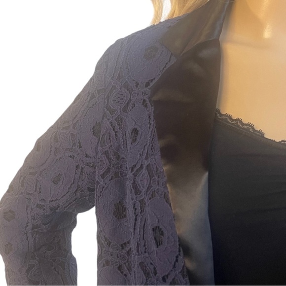 CHICO'S Blue and Black Lace Open Front Lightweight Jacket/Blazer - Picture 3 of 11